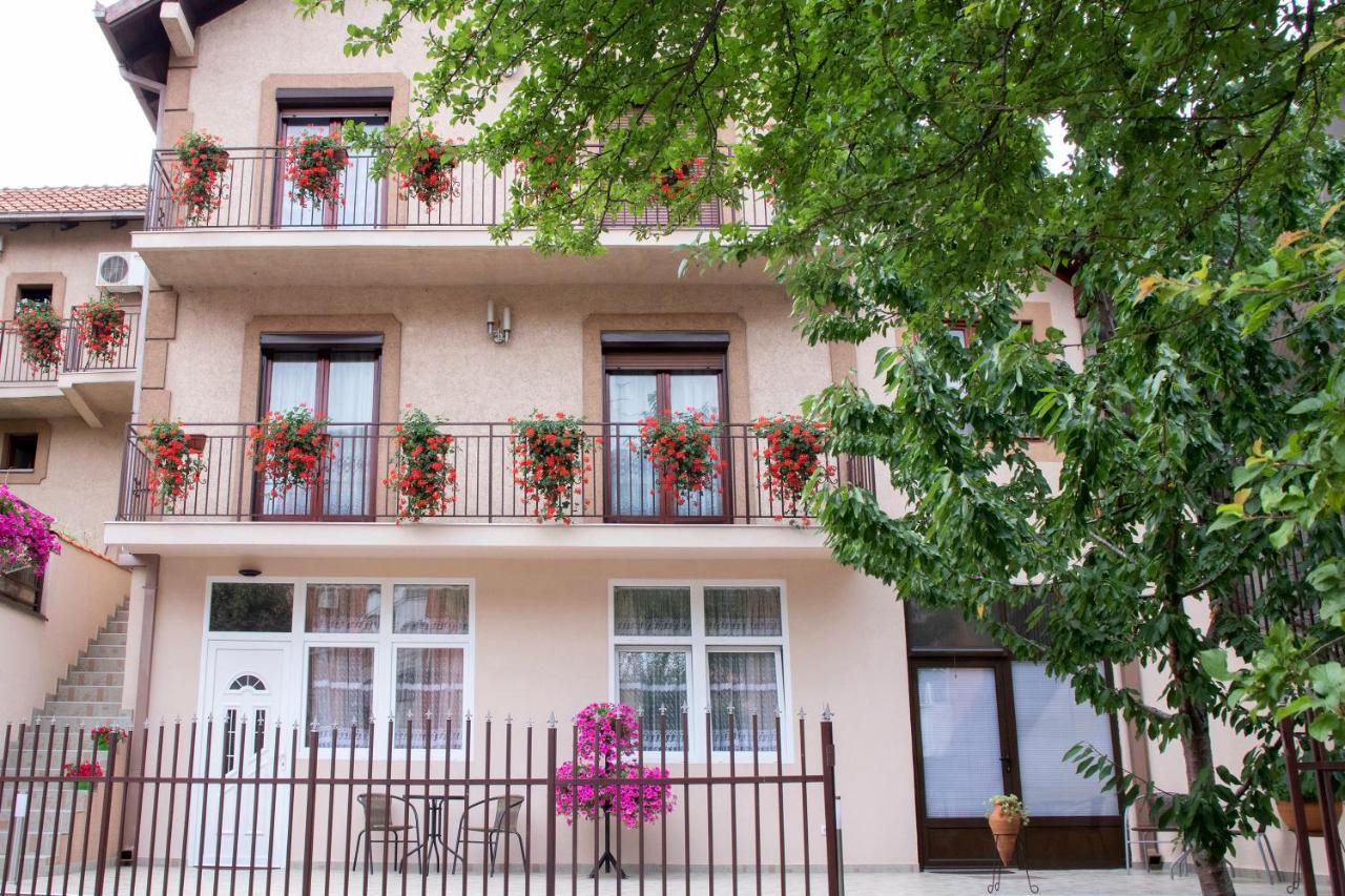 Nilena Apartmani Смедерево Экстерьер фото